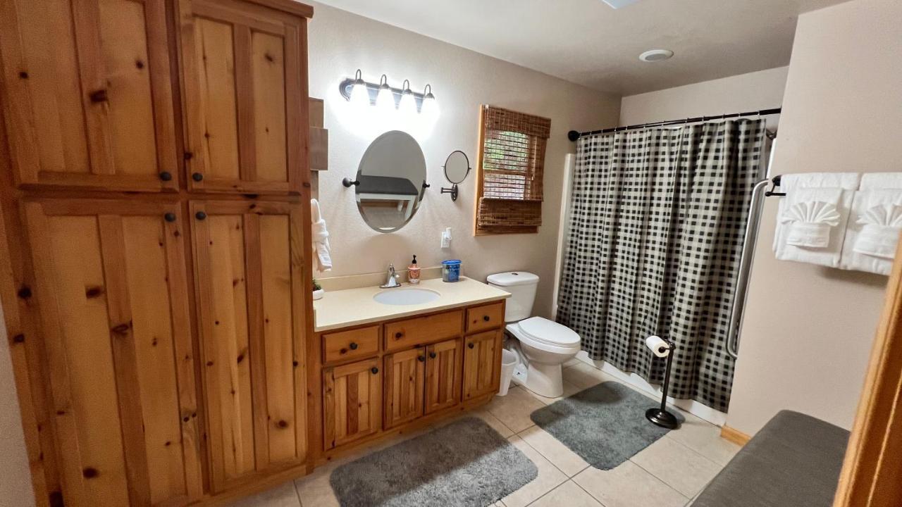 Mistletoe Cabin- Private Cabin W Views, Hottub, Pet Friendly Murphy Exterior photo