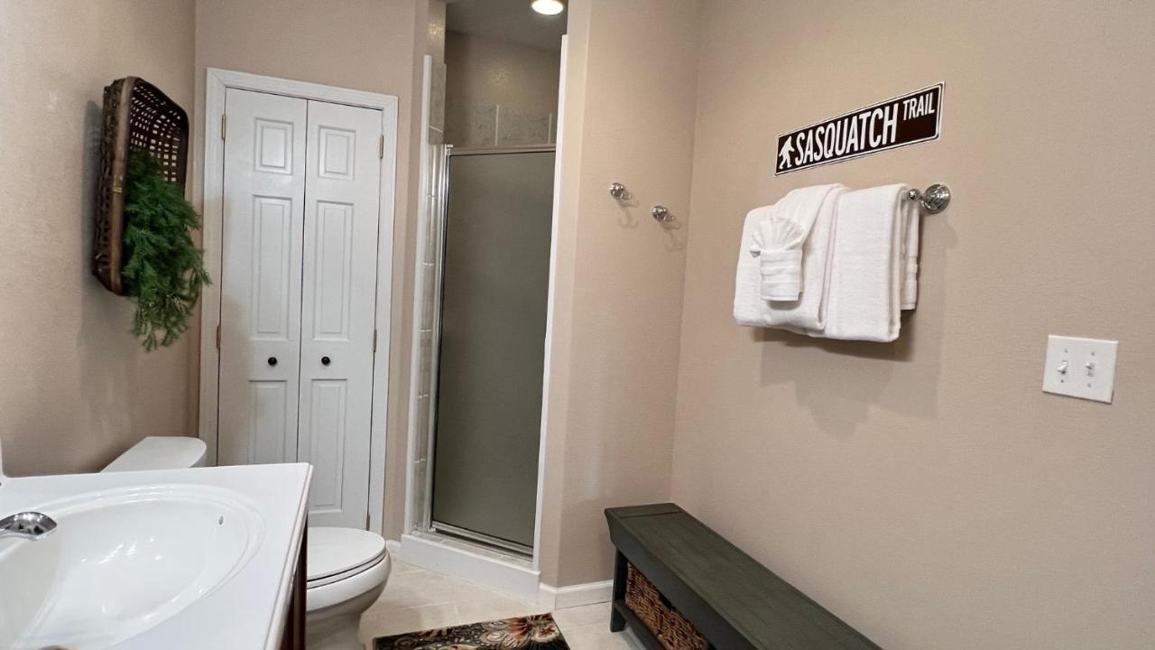 Mistletoe Cabin- Private Cabin W Views, Hottub, Pet Friendly Murphy Exterior photo