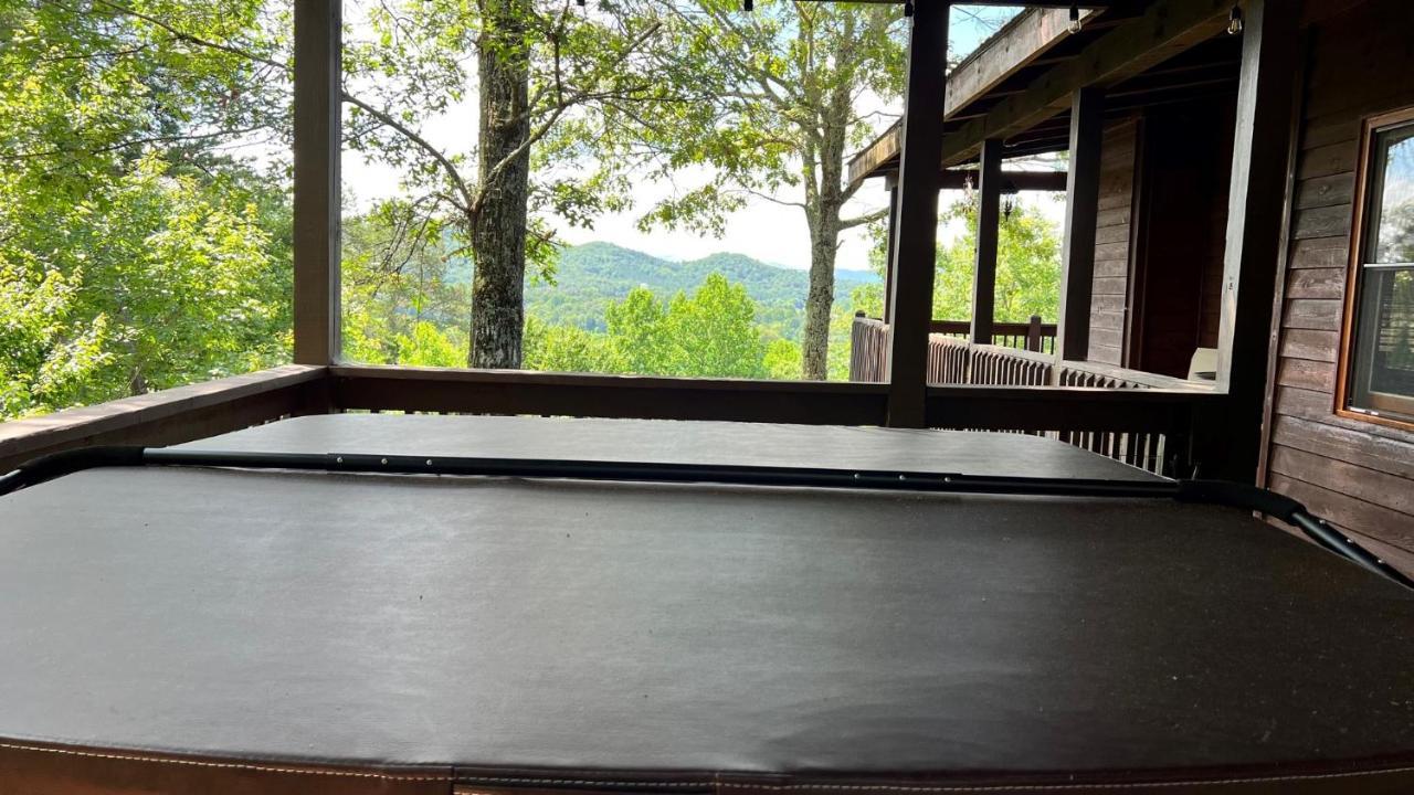 Mistletoe Cabin- Private Cabin W Views, Hottub, Pet Friendly Murphy Exterior photo