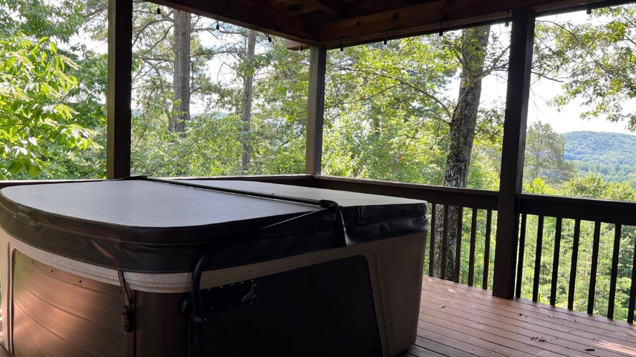 Mistletoe Cabin- Private Cabin W Views, Hottub, Pet Friendly Murphy Exterior photo