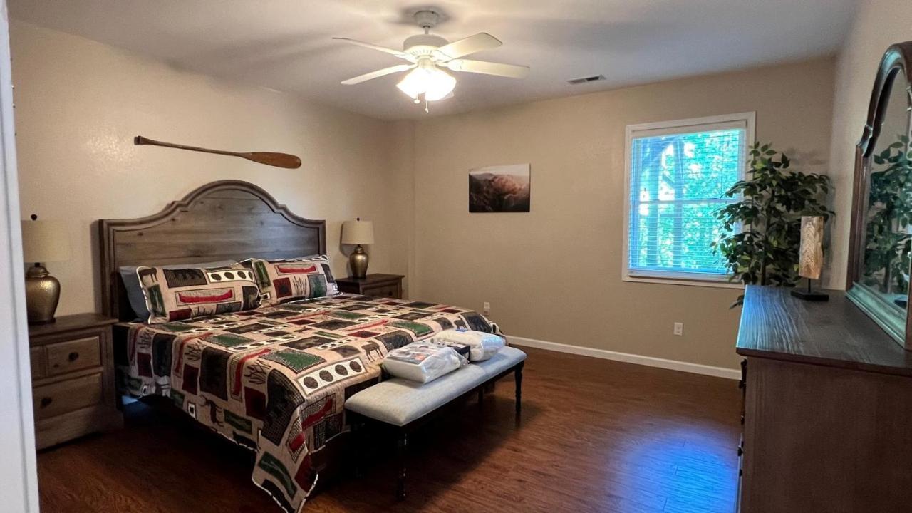 Mistletoe Cabin- Private Cabin W Views, Hottub, Pet Friendly Murphy Exterior photo