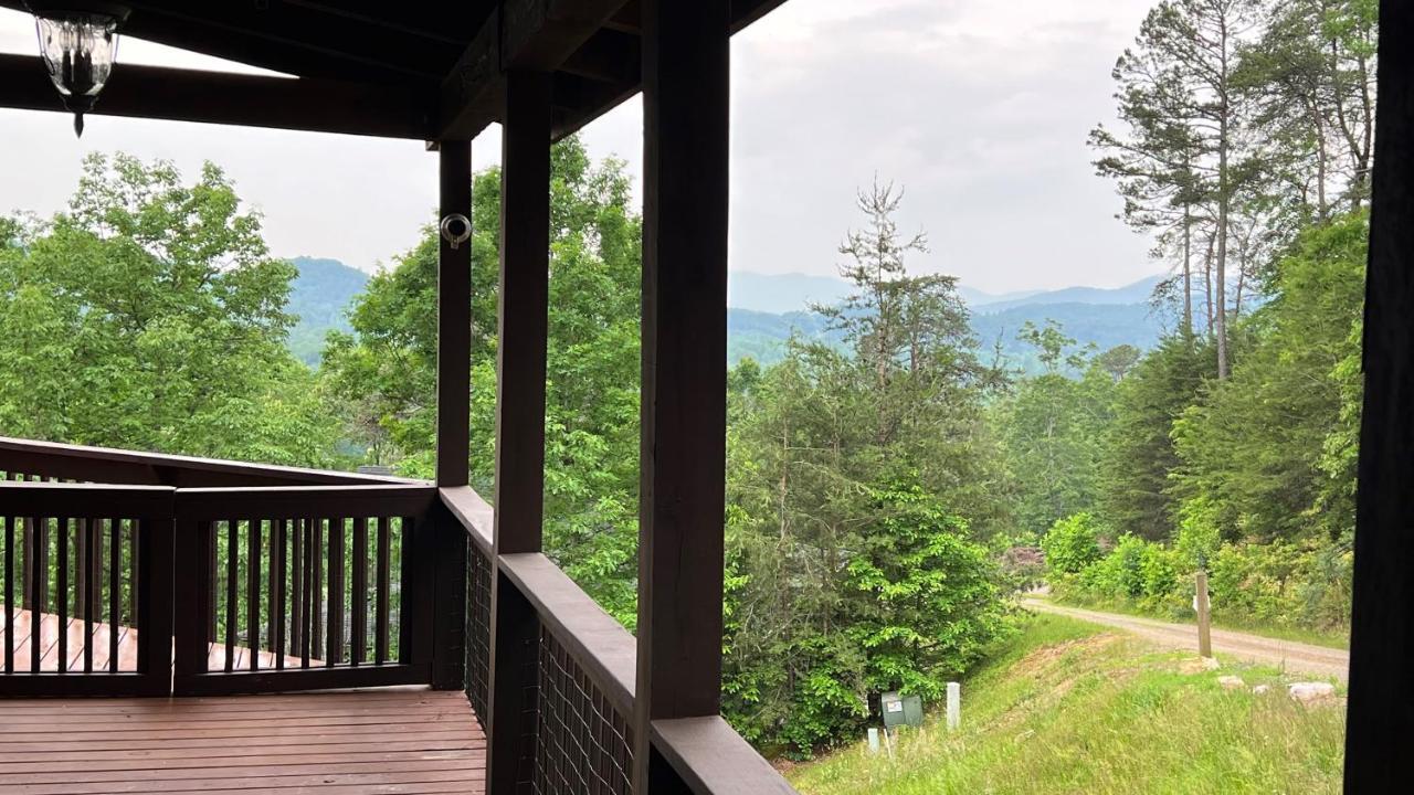 Mistletoe Cabin- Private Cabin W Views, Hottub, Pet Friendly Murphy Exterior photo